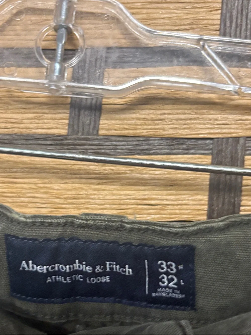 Abercrombie & fitch athletic loose fit green pants size 33